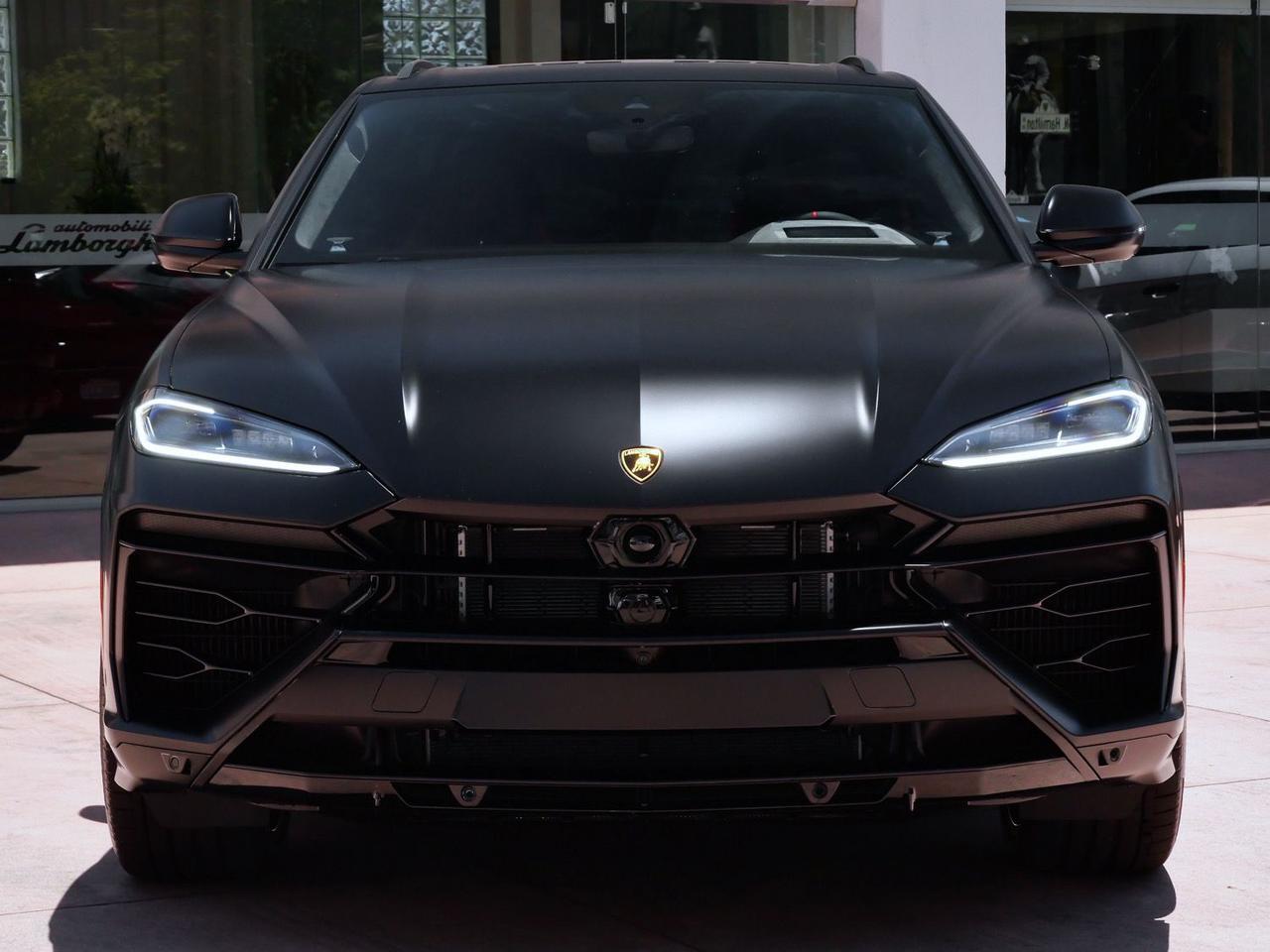 2025 Lamborghini Urus SE SE Lawrence KS