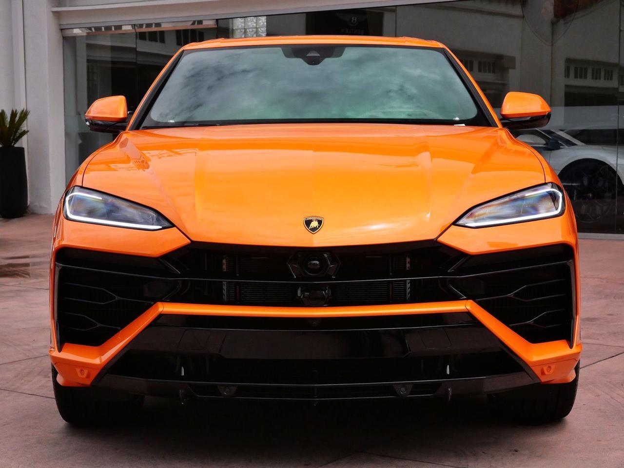 2025 Lamborghini Urus SE SE Lawrence KS