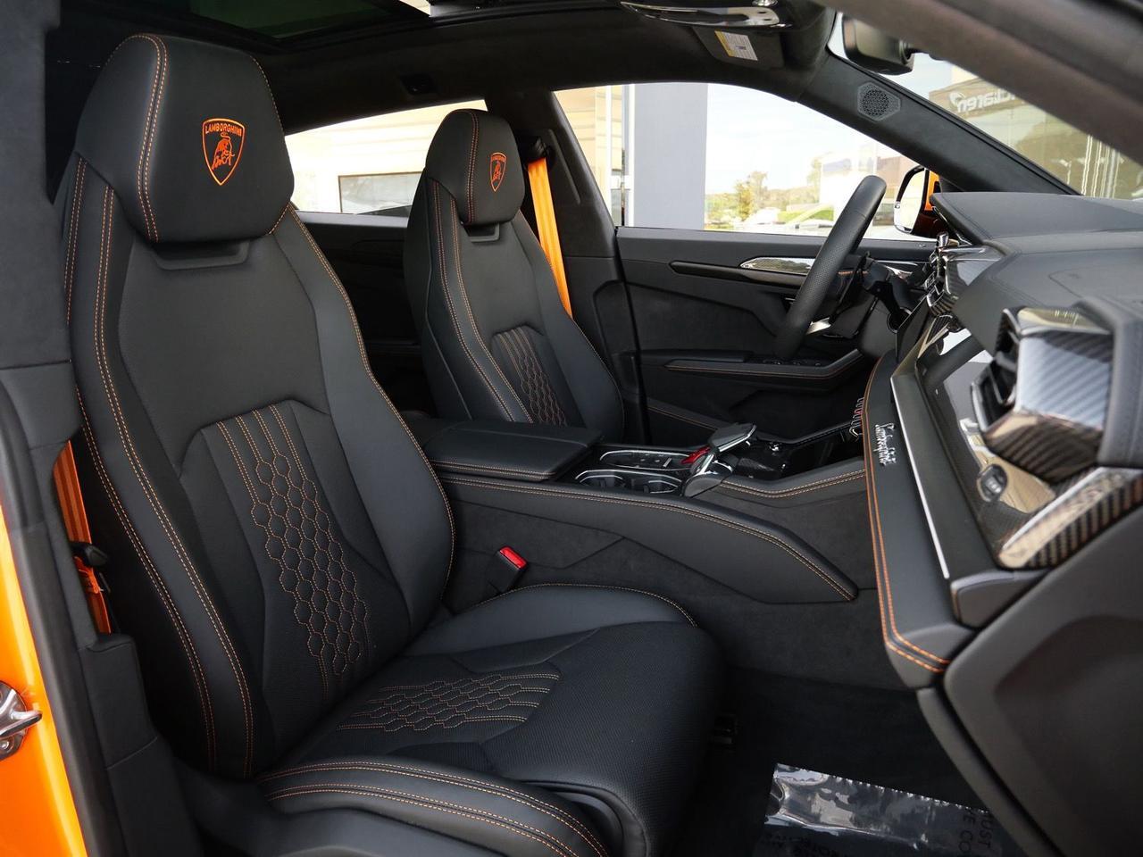 2025 Lamborghini Urus SE SE Lawrence KS
