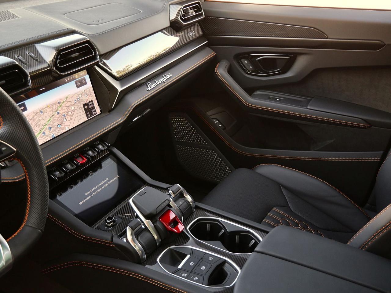 2025 Lamborghini Urus SE SE Lawrence KS