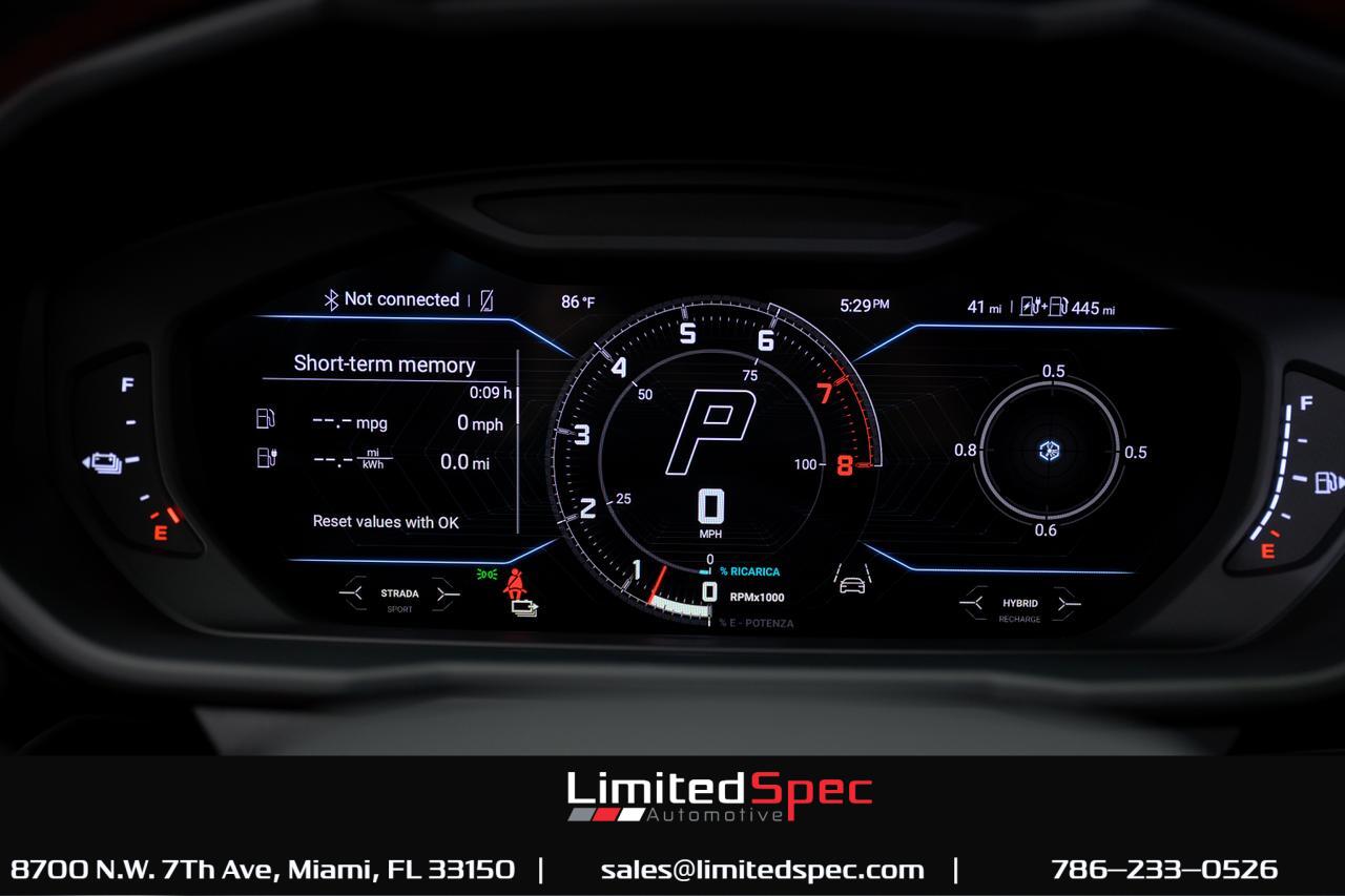 2025 Lamborghini Urus SE Sport Utility 4D Miami FL