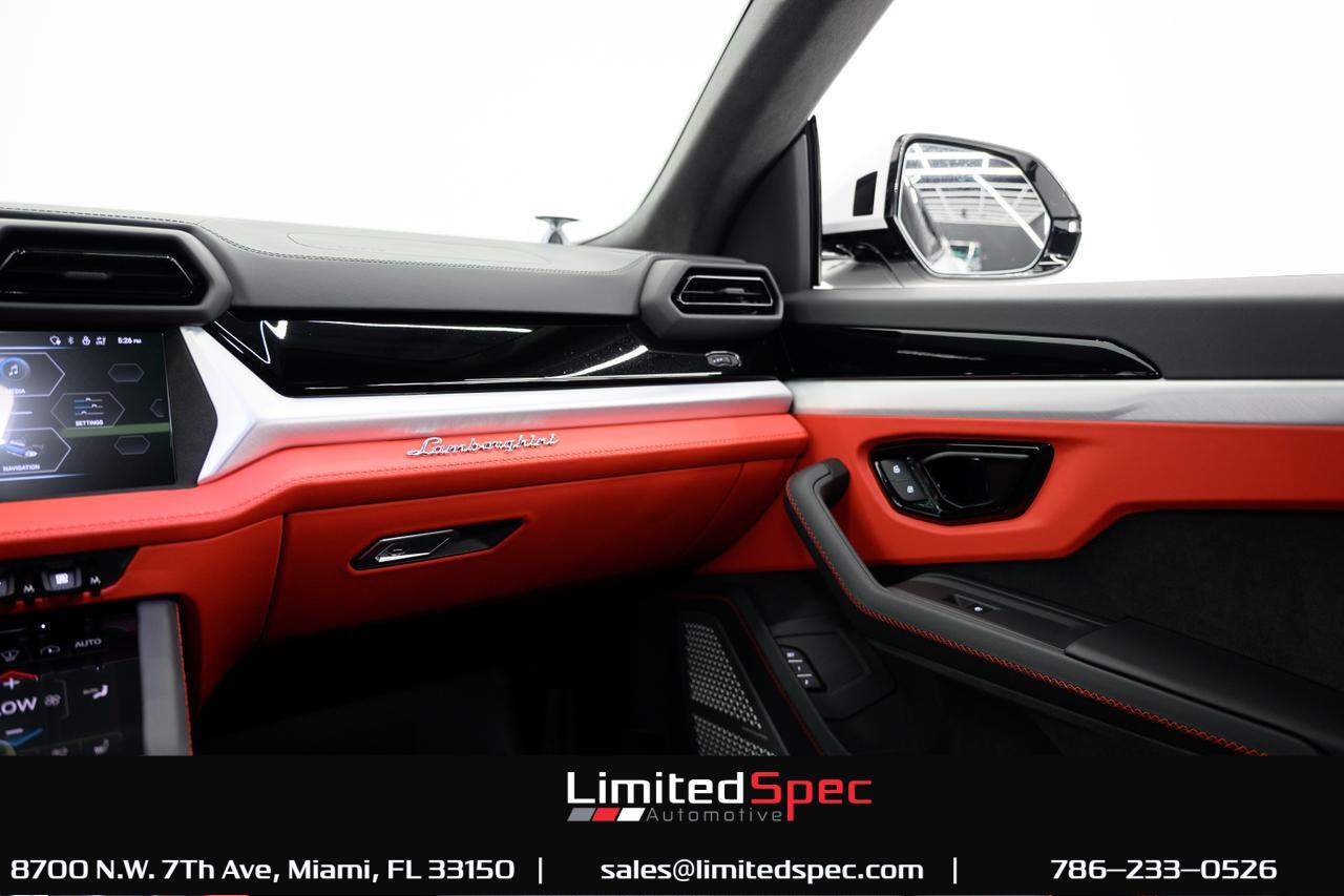 2025 Lamborghini Urus SE Sport Utility 4D Miami FL