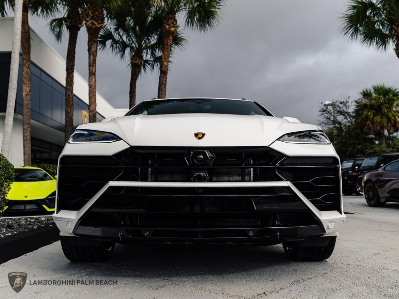 2025 Lamborghini Urus SE West Palm Beach FL