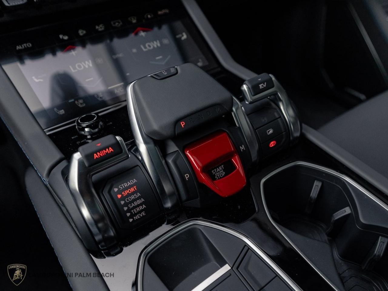 2025 Lamborghini Urus SE West Palm Beach FL