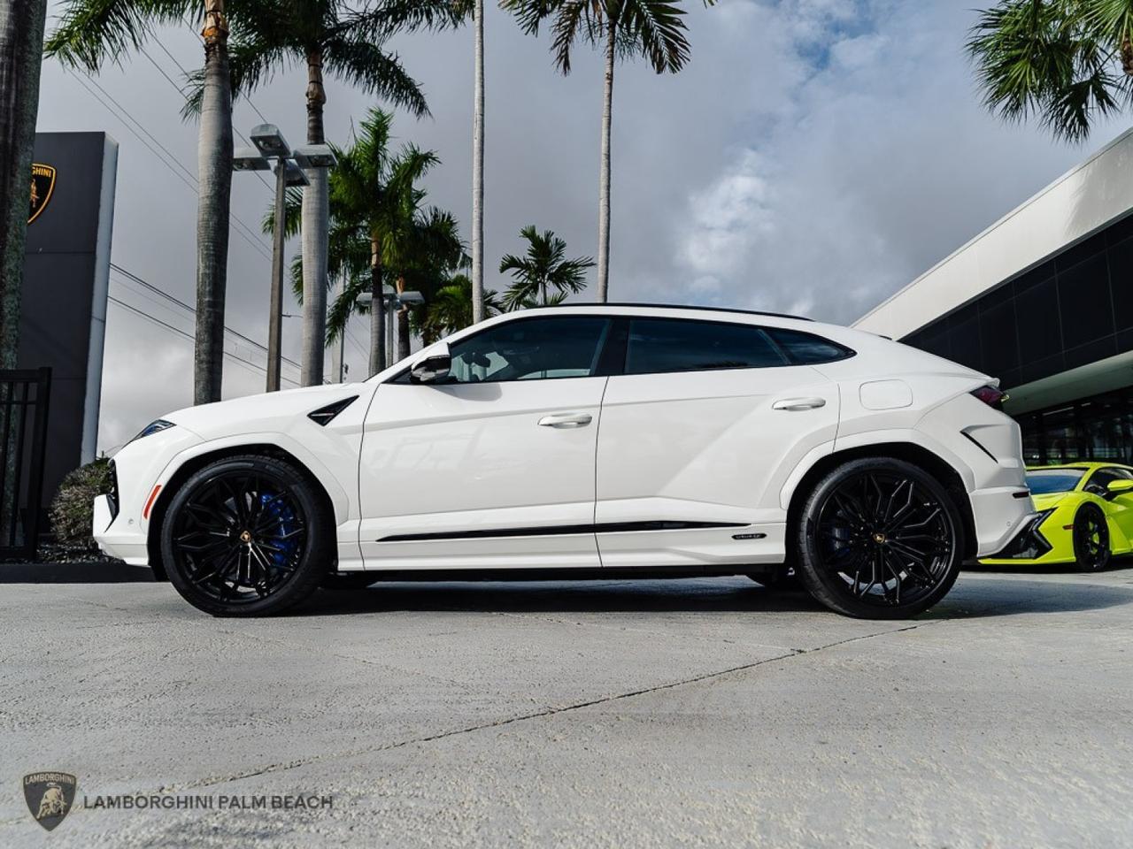2025 Lamborghini Urus SE West Palm Beach FL
