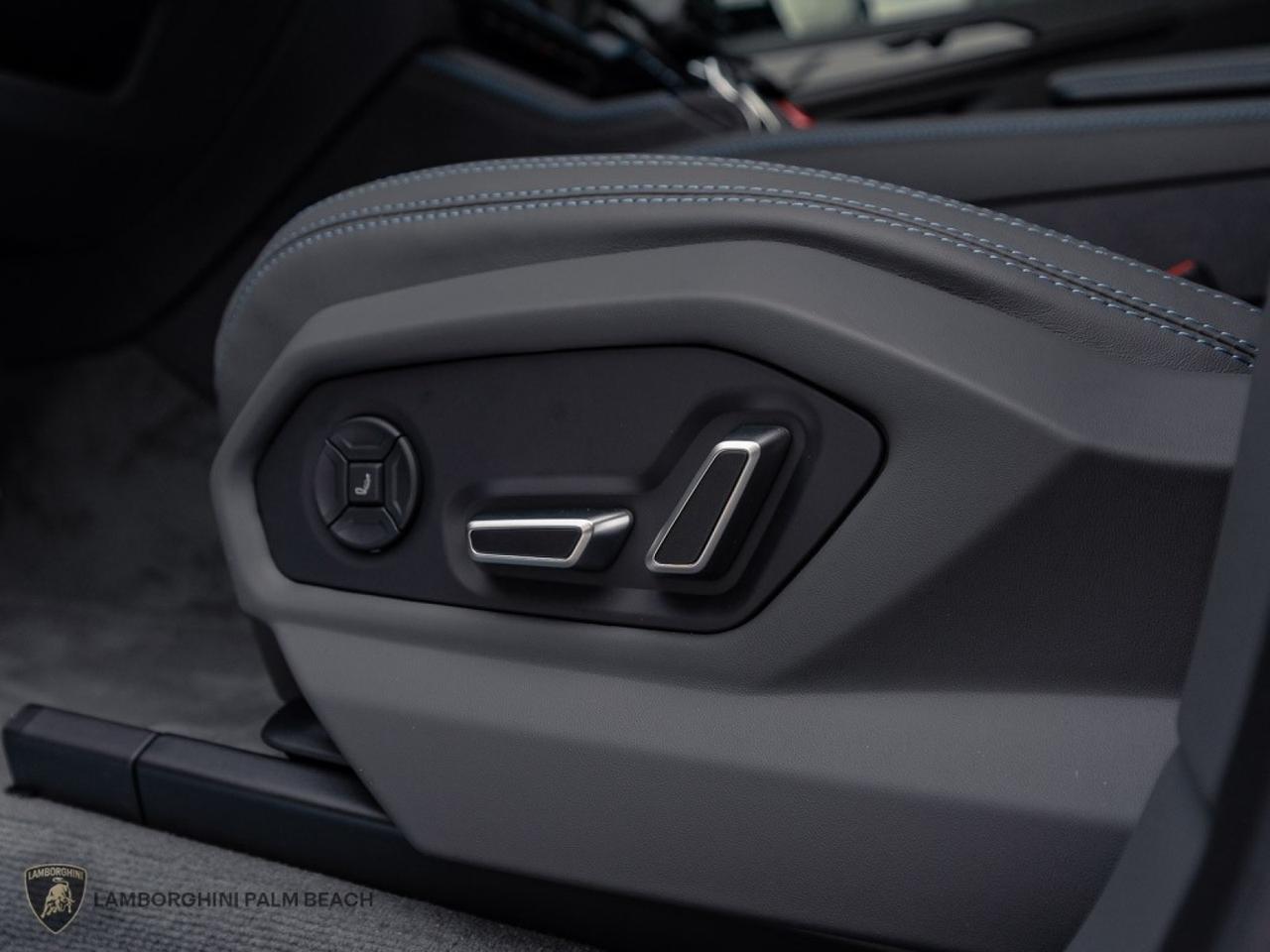 2025 Lamborghini Urus SE West Palm Beach FL