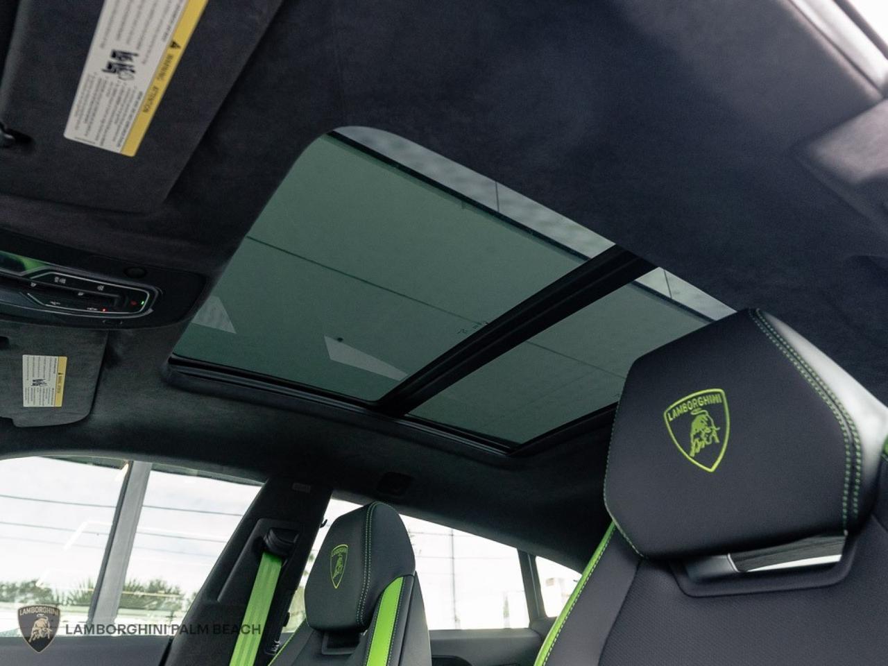 2025 Lamborghini Urus SE West Palm Beach FL