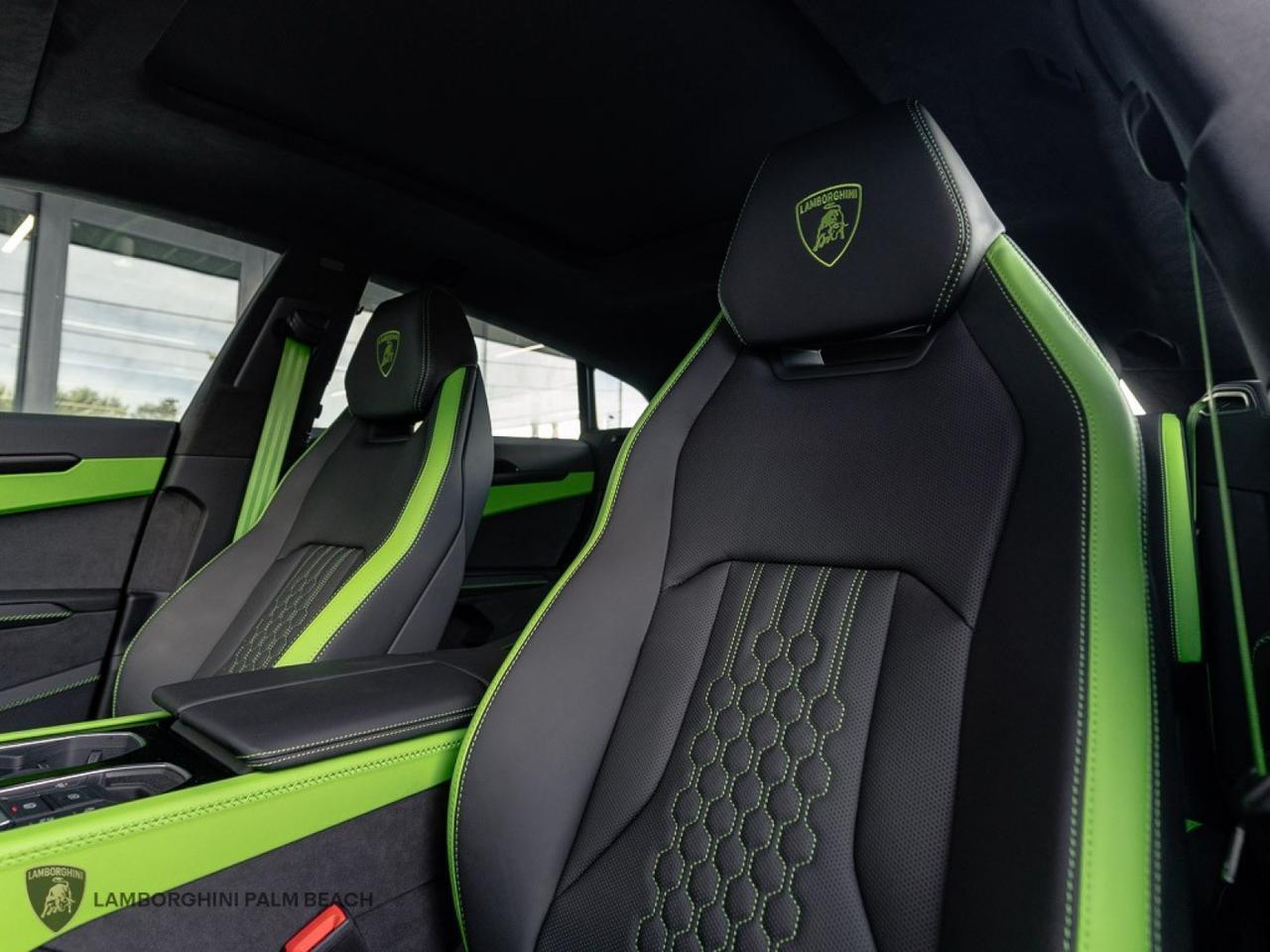2025 Lamborghini Urus SE West Palm Beach FL