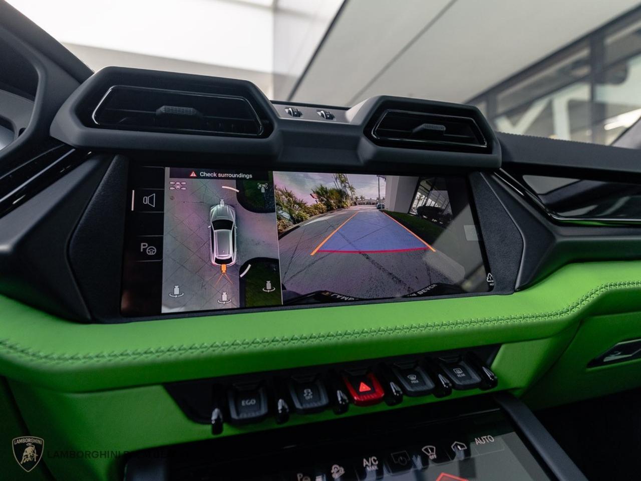 2025 Lamborghini Urus SE West Palm Beach FL
