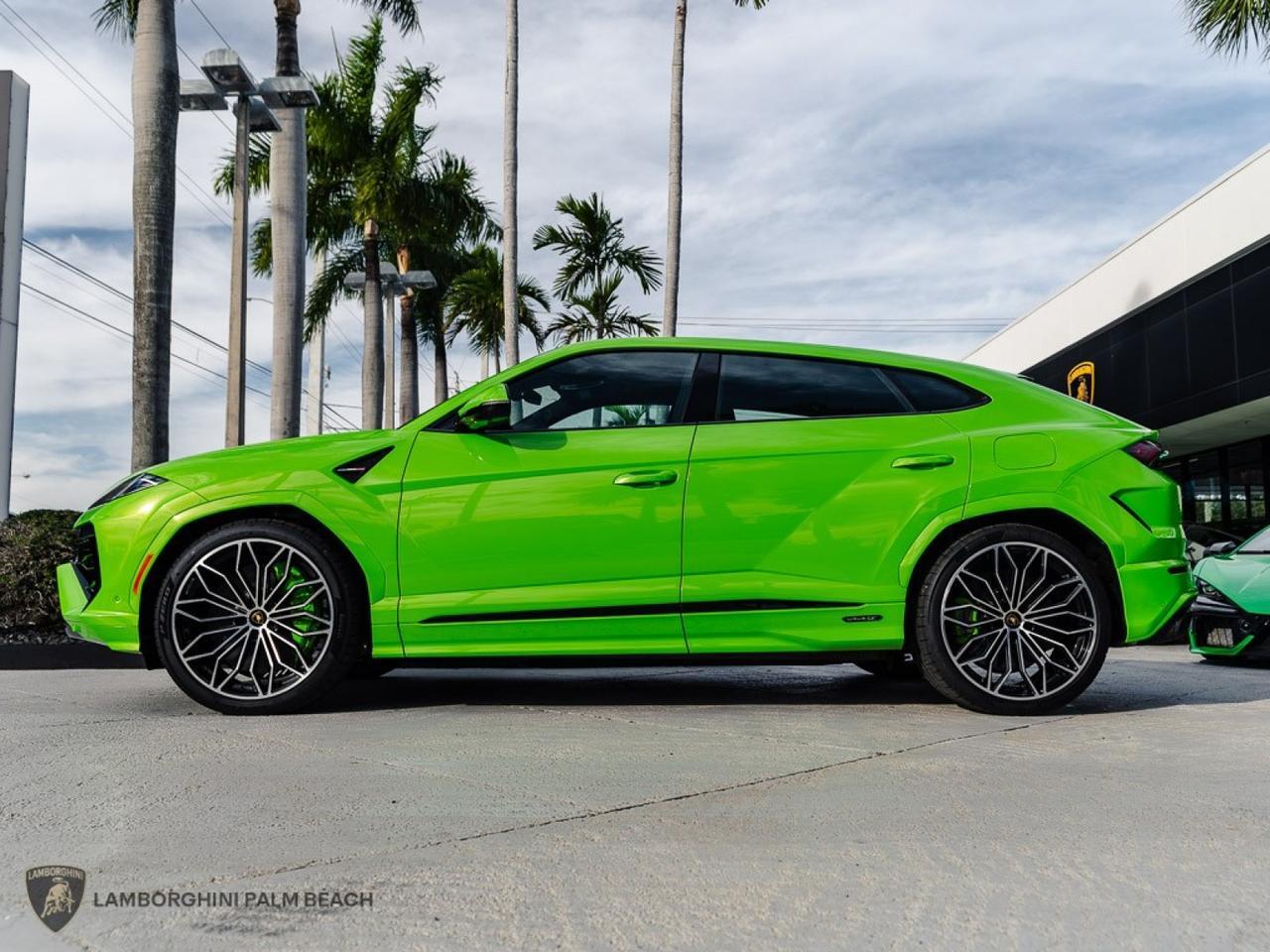 2025 Lamborghini Urus SE West Palm Beach FL