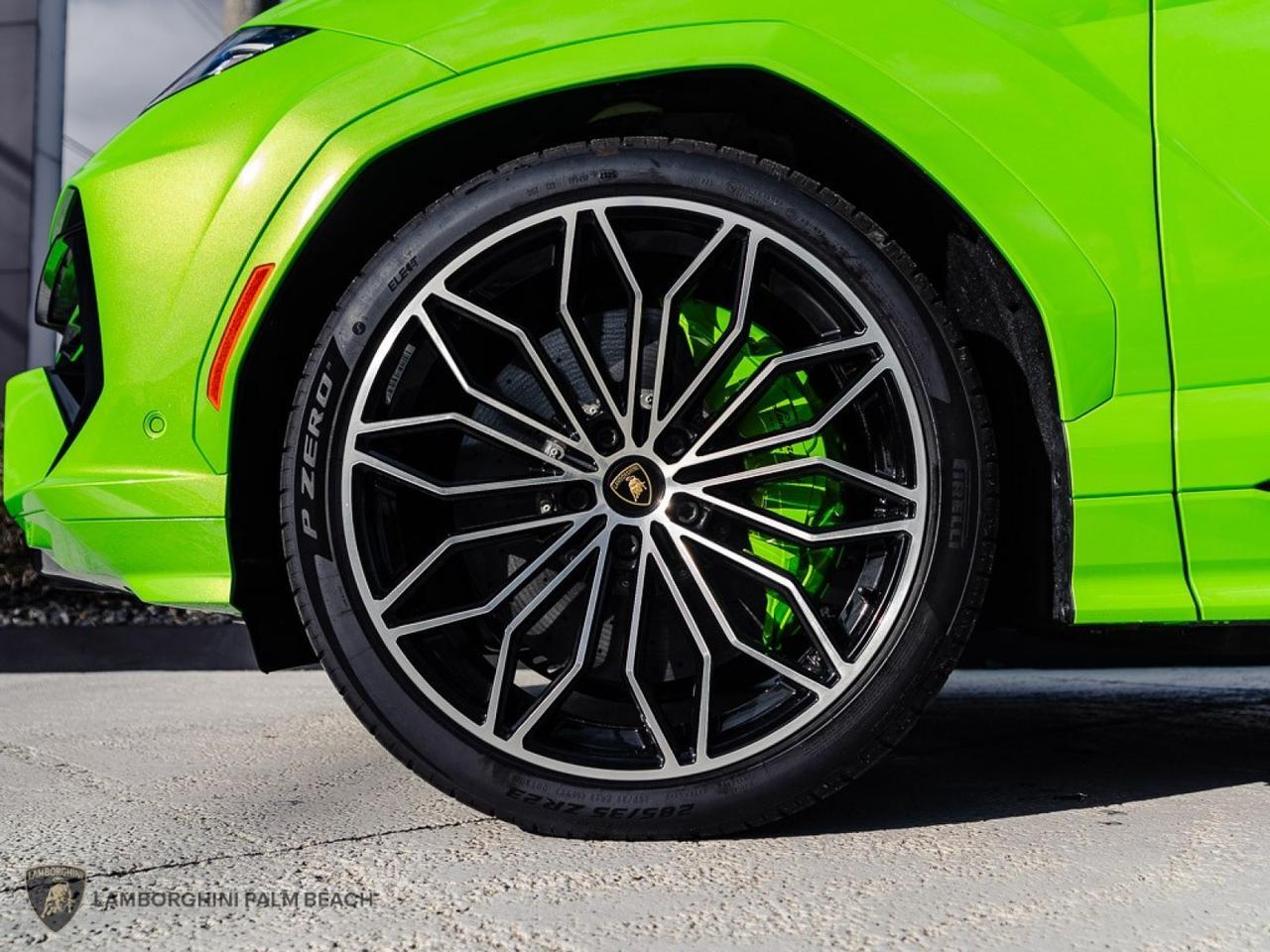 2025 Lamborghini Urus SE West Palm Beach FL