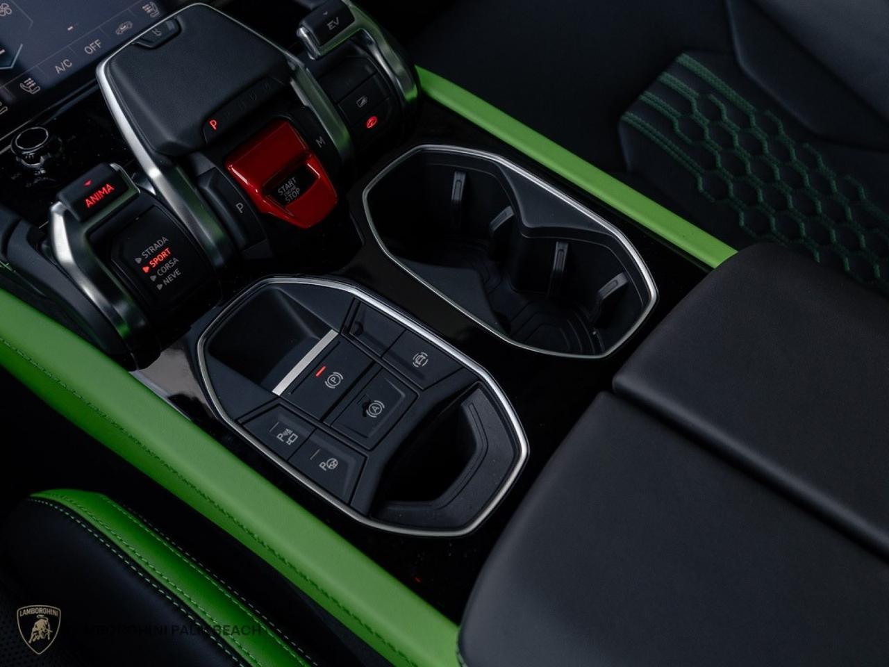 2025 Lamborghini Urus SE West Palm Beach FL