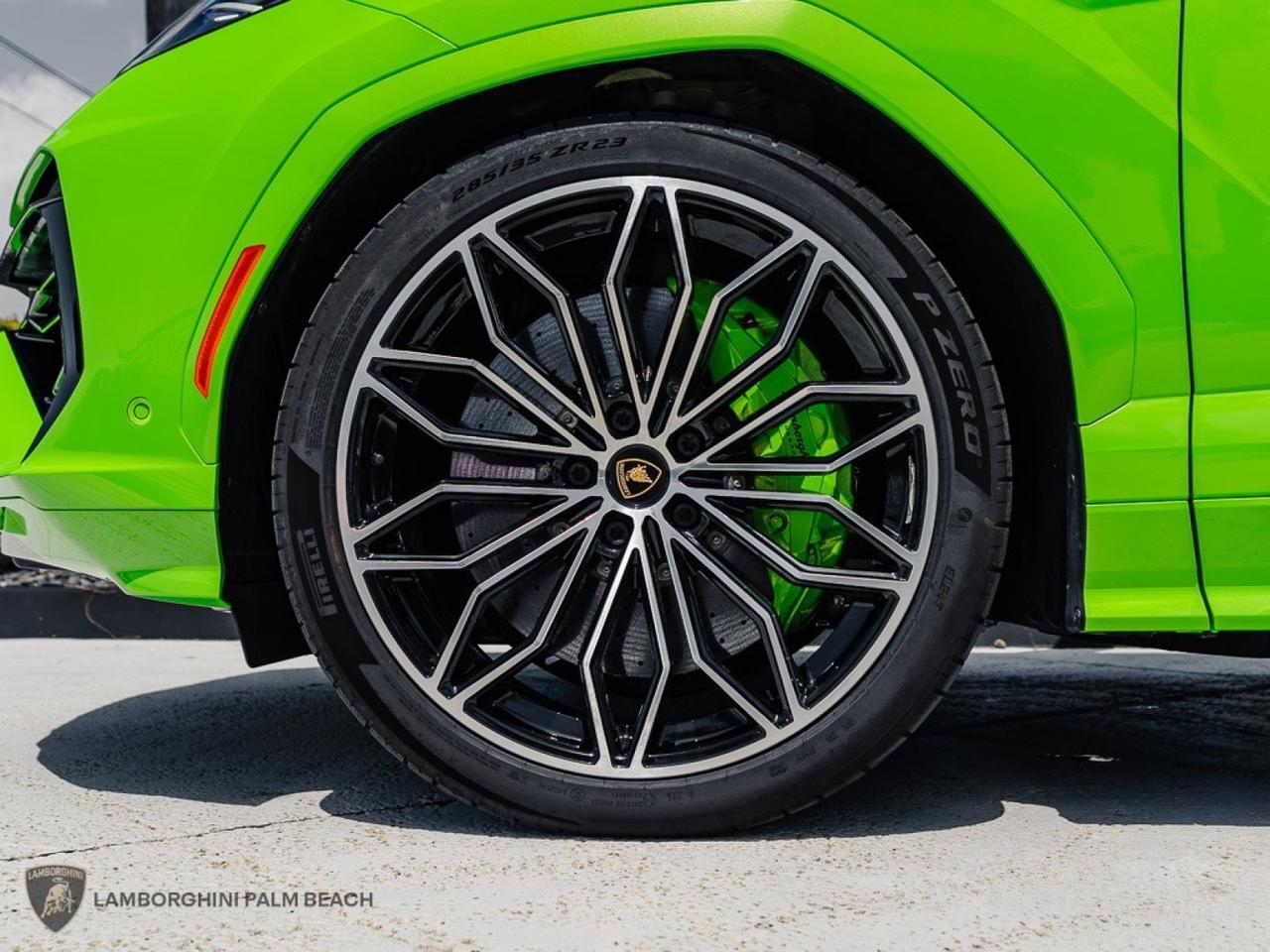 2025 Lamborghini Urus SE West Palm Beach FL