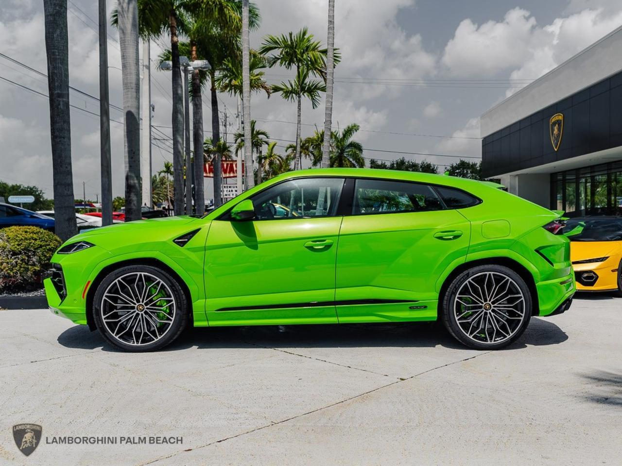 2025 Lamborghini Urus SE West Palm Beach FL