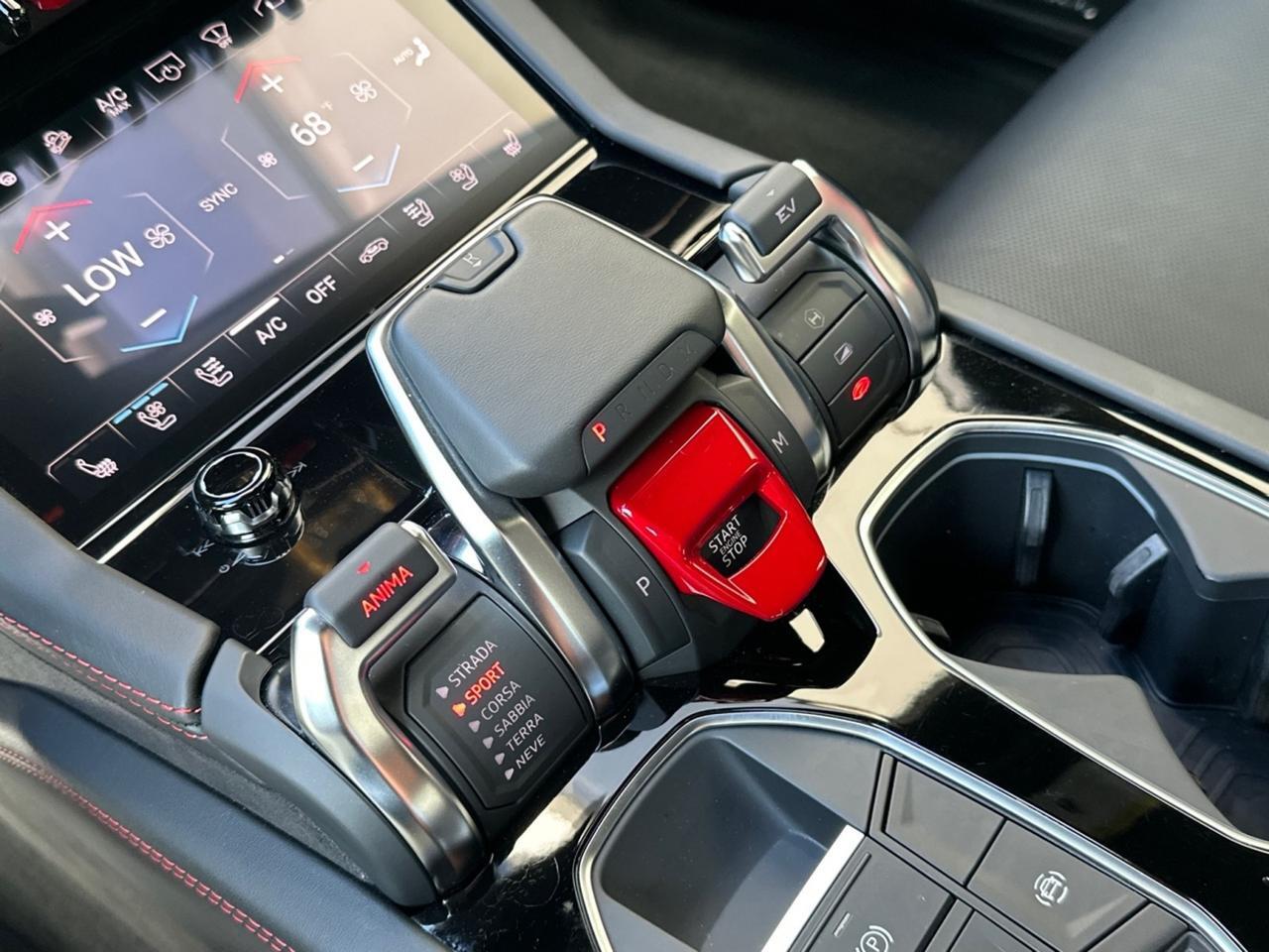 2025 Lamborghini Urus SE West Palm Beach FL