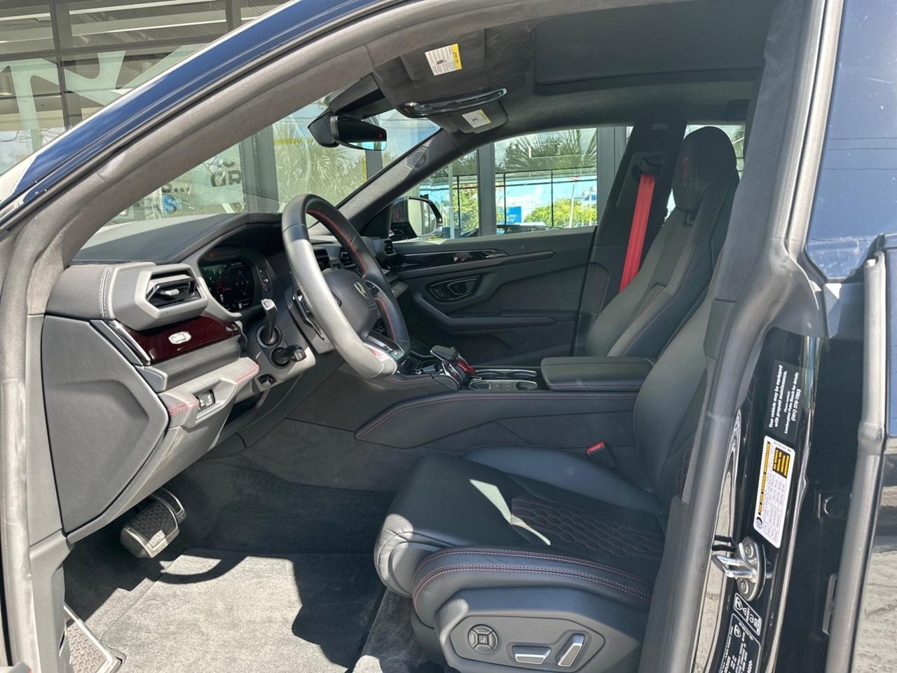2025 Lamborghini Urus SE West Palm Beach FL