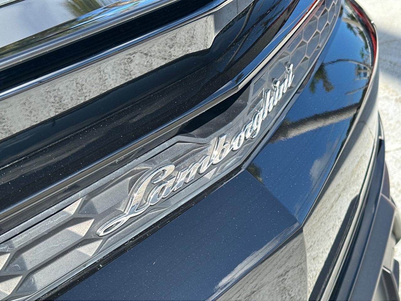2025 Lamborghini Urus SE West Palm Beach FL