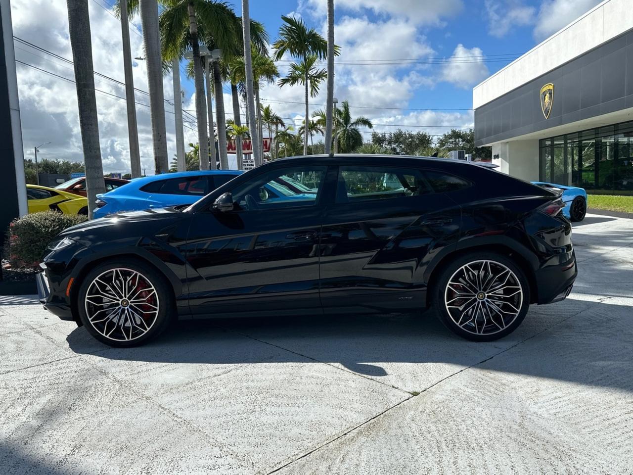 2025 Lamborghini Urus SE West Palm Beach FL