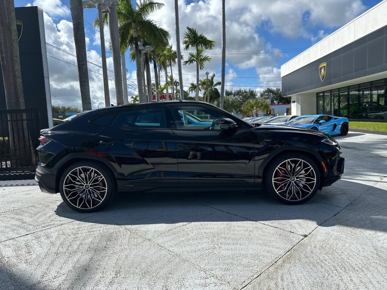 2025 Lamborghini Urus SE West Palm Beach FL