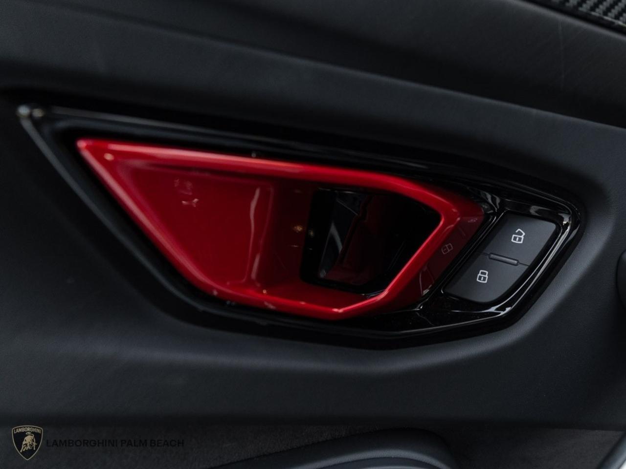 2025 Lamborghini Urus SE West Palm Beach FL