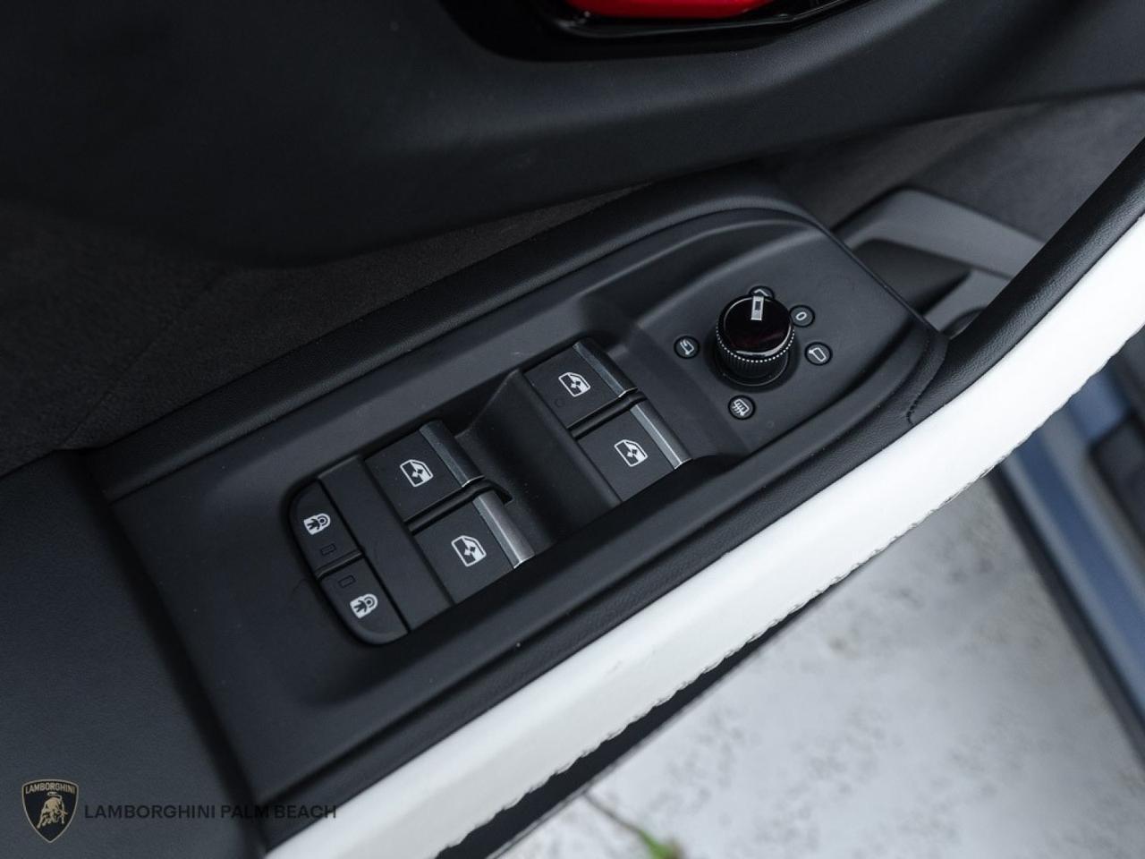 2025 Lamborghini Urus SE West Palm Beach FL