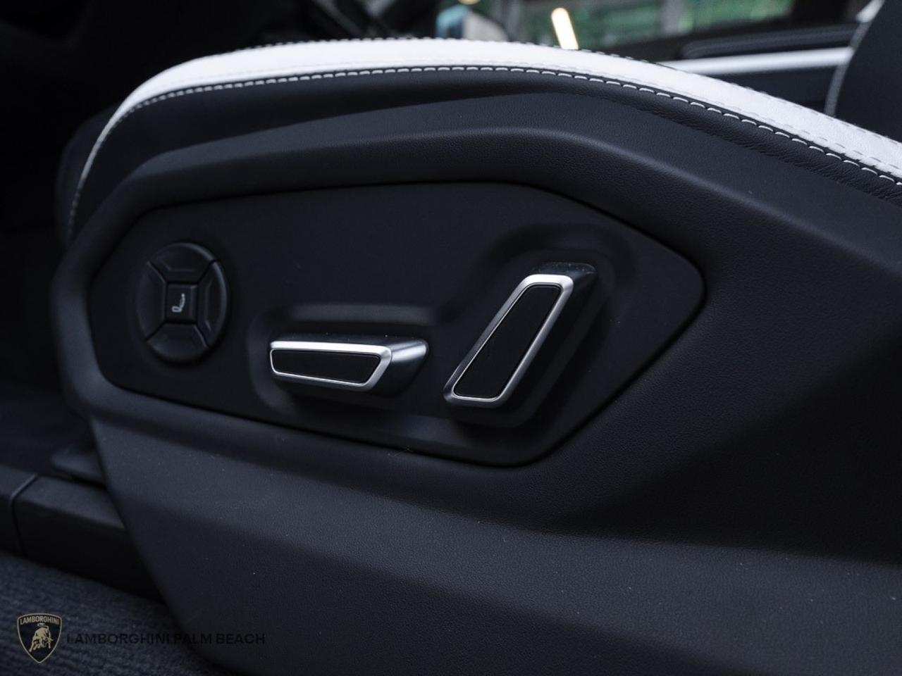 2025 Lamborghini Urus SE West Palm Beach FL
