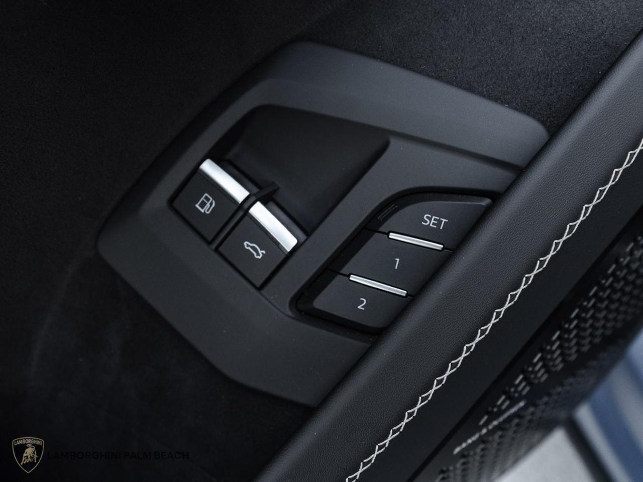 2025 Lamborghini Urus SE West Palm Beach FL