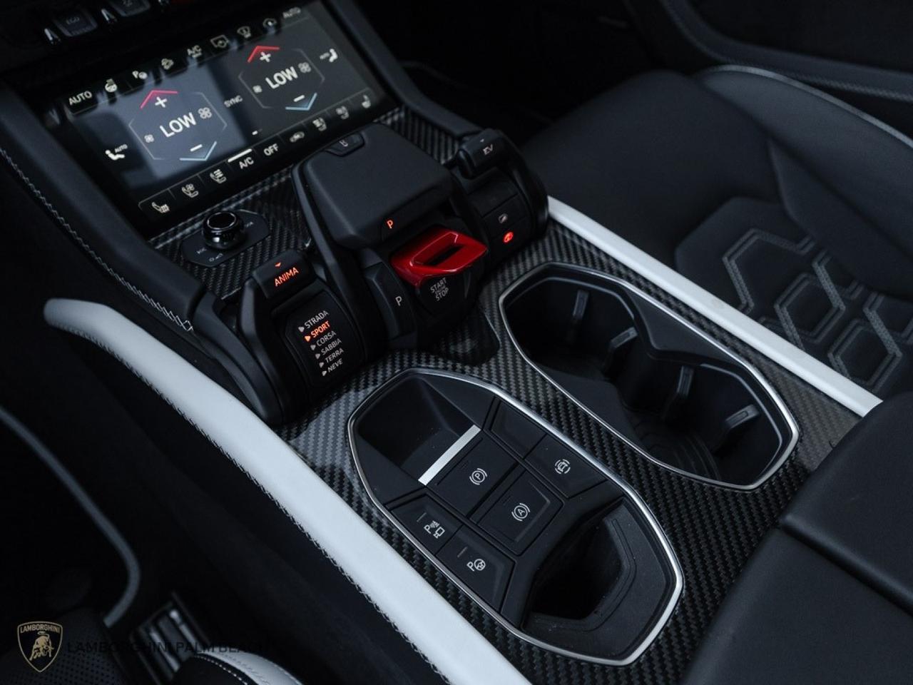 2025 Lamborghini Urus SE West Palm Beach FL