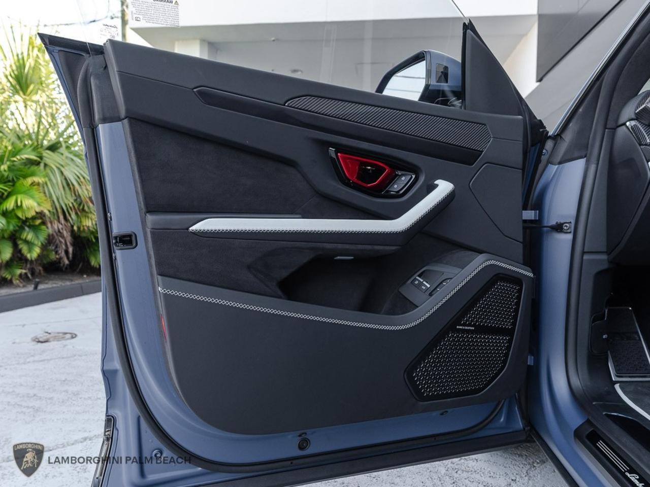 2025 Lamborghini Urus SE West Palm Beach FL