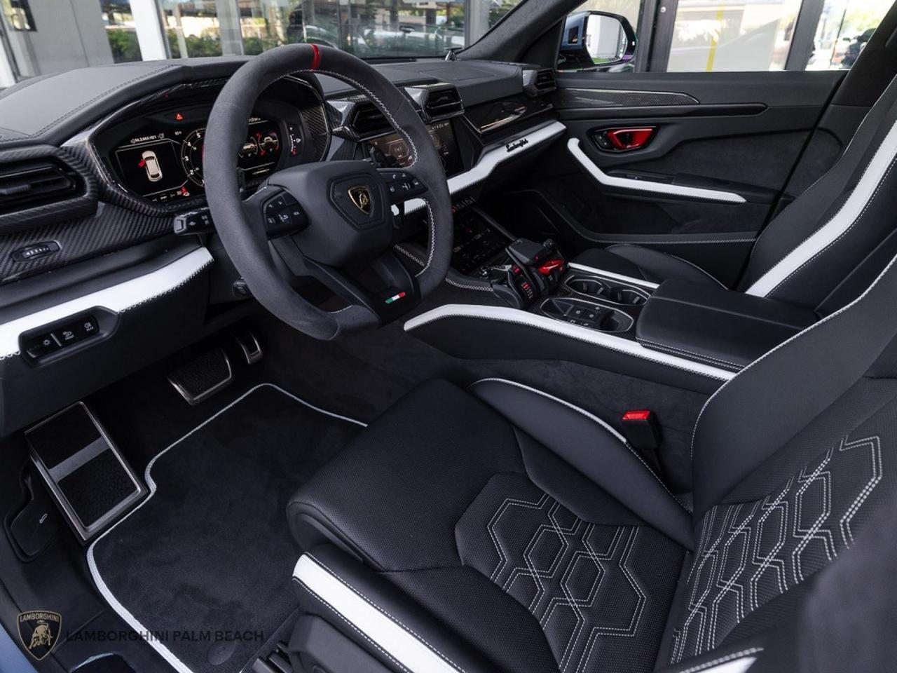 2025 Lamborghini Urus SE West Palm Beach FL