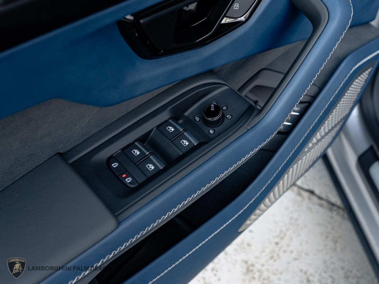 2025 Lamborghini Urus SE West Palm Beach FL