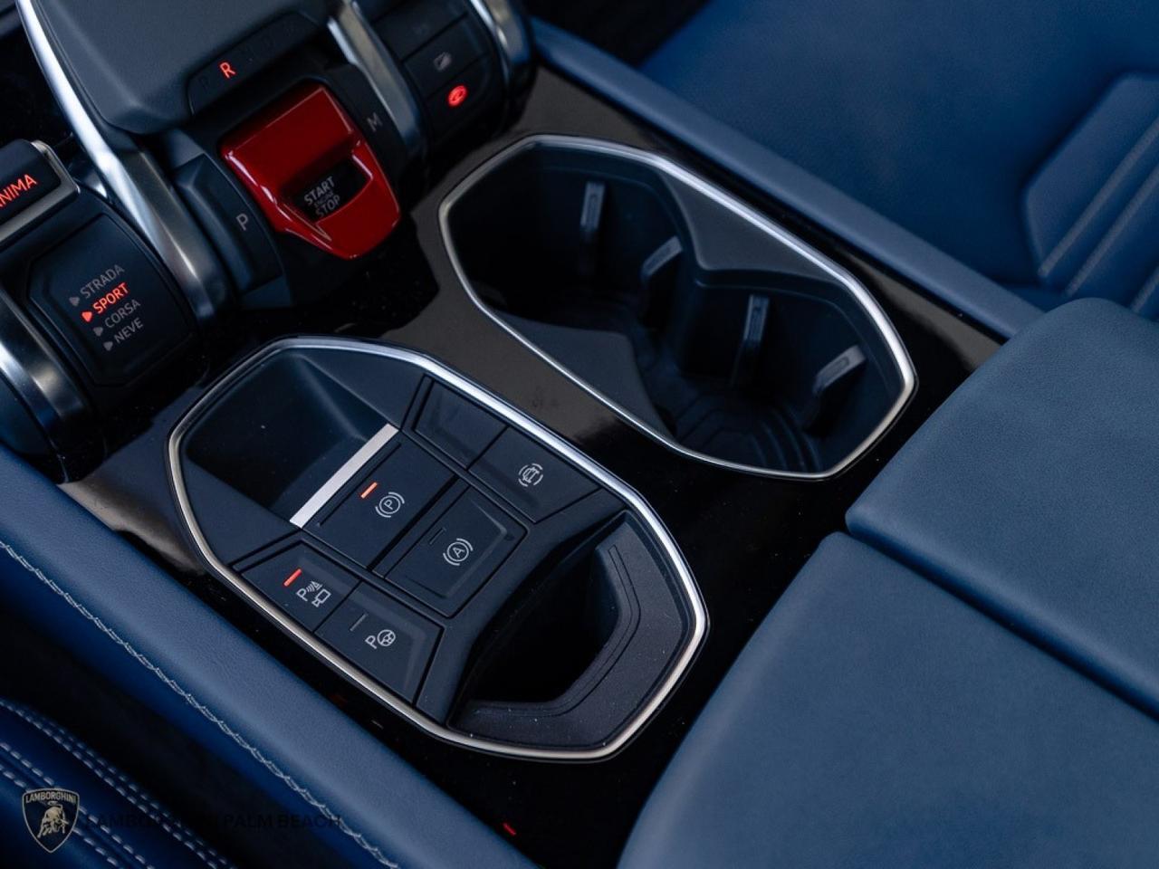 2025 Lamborghini Urus SE West Palm Beach FL