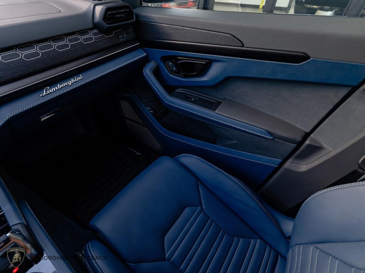 2025 Lamborghini Urus SE West Palm Beach FL