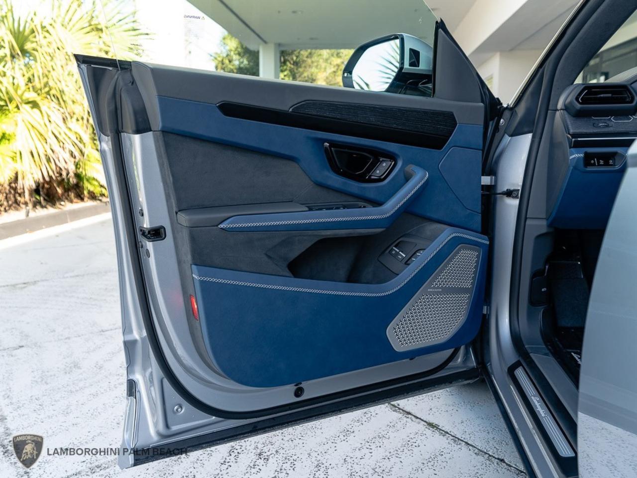 2025 Lamborghini Urus SE West Palm Beach FL