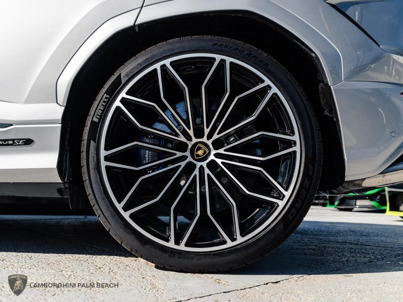 2025 Lamborghini Urus SE West Palm Beach FL