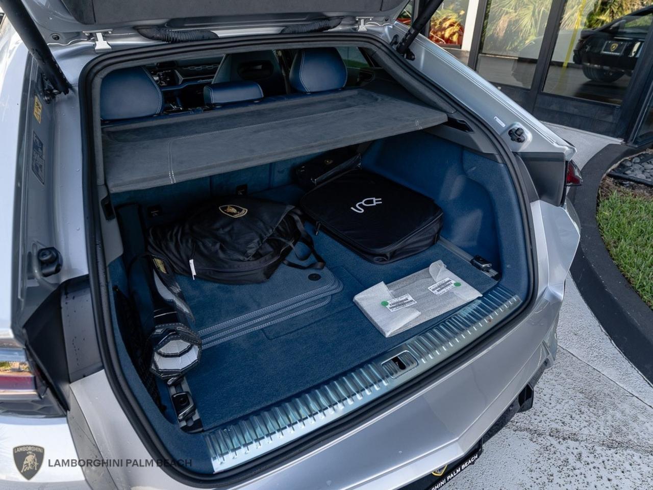 2025 Lamborghini Urus SE West Palm Beach FL