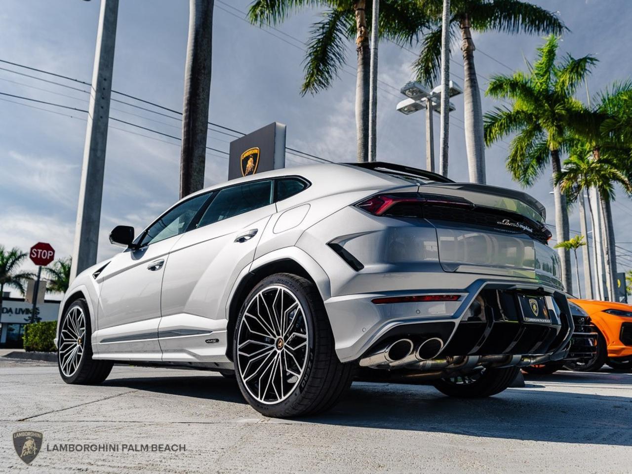 2025 Lamborghini Urus SE West Palm Beach FL