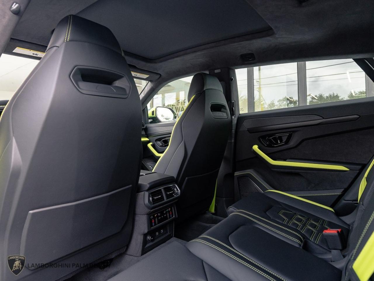 2025 Lamborghini Urus SE West Palm Beach FL