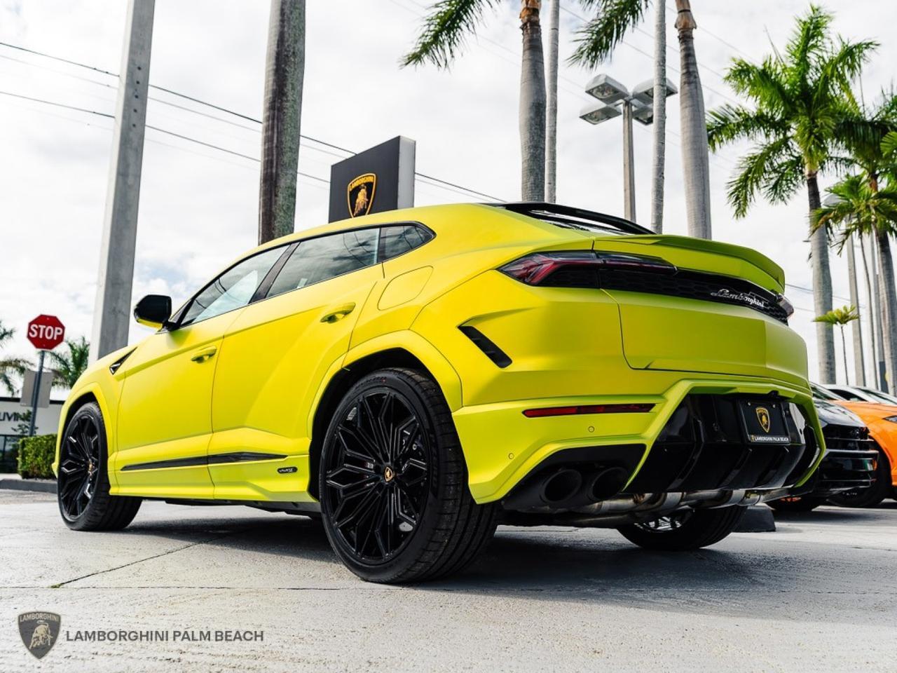 2025 Lamborghini Urus SE West Palm Beach FL