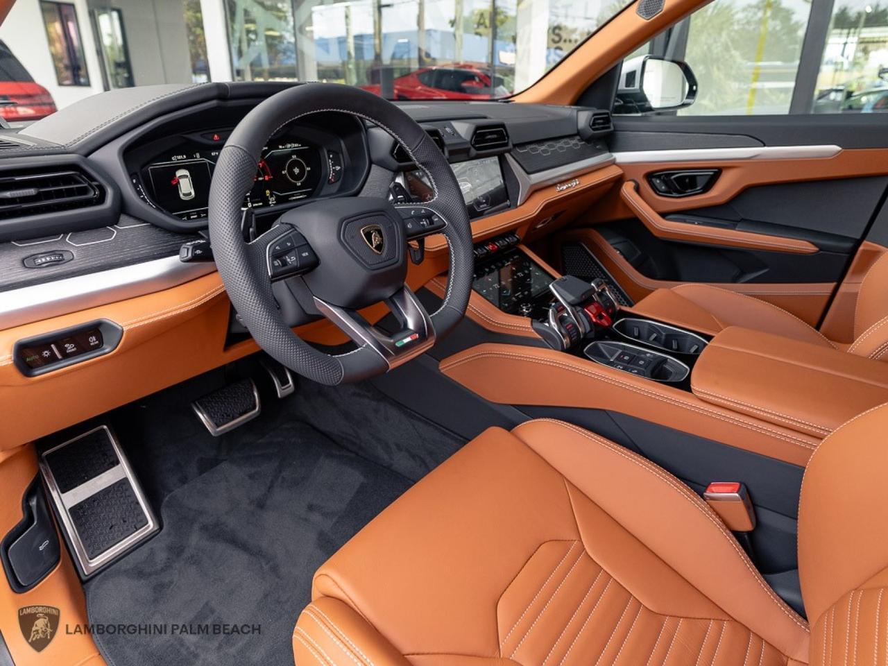 2025 Lamborghini Urus SE West Palm Beach FL