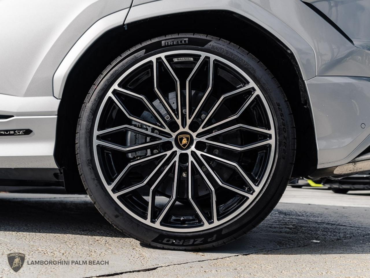 2025 Lamborghini Urus SE West Palm Beach FL