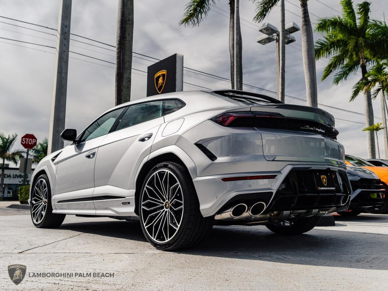 2025 Lamborghini Urus SE West Palm Beach FL