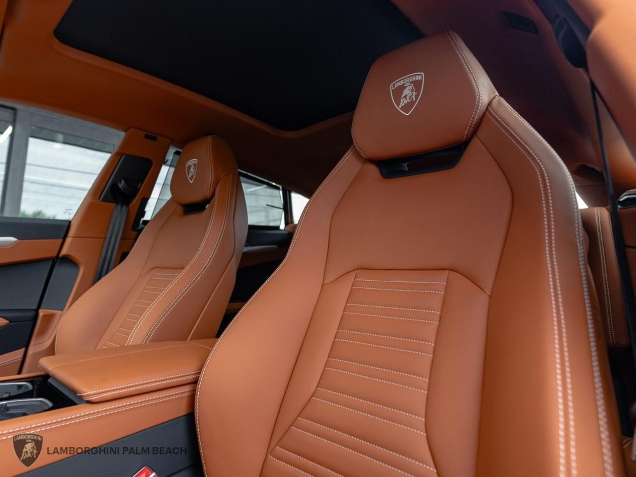2025 Lamborghini Urus SE West Palm Beach FL