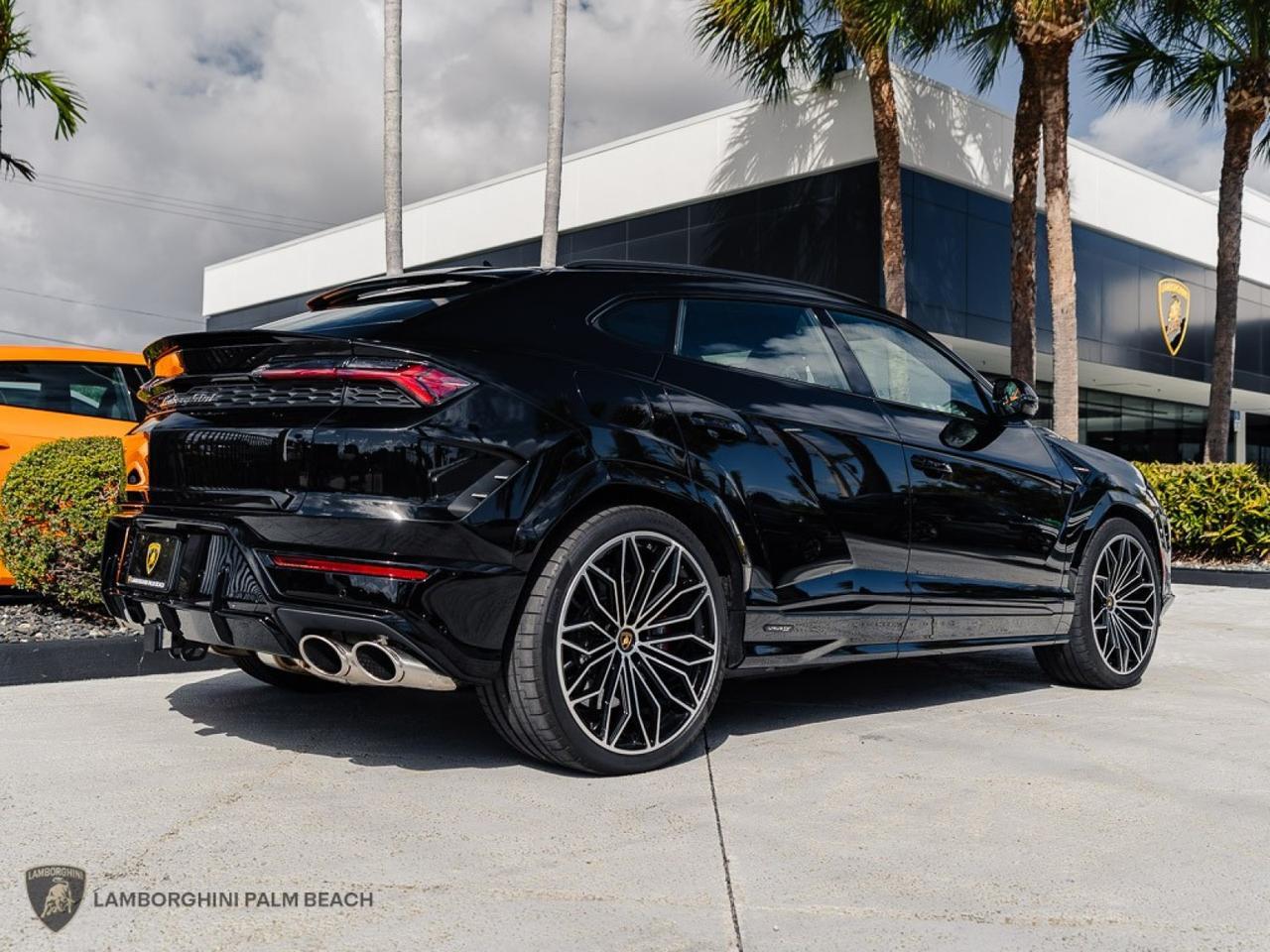 2025 Lamborghini Urus SE West Palm Beach FL