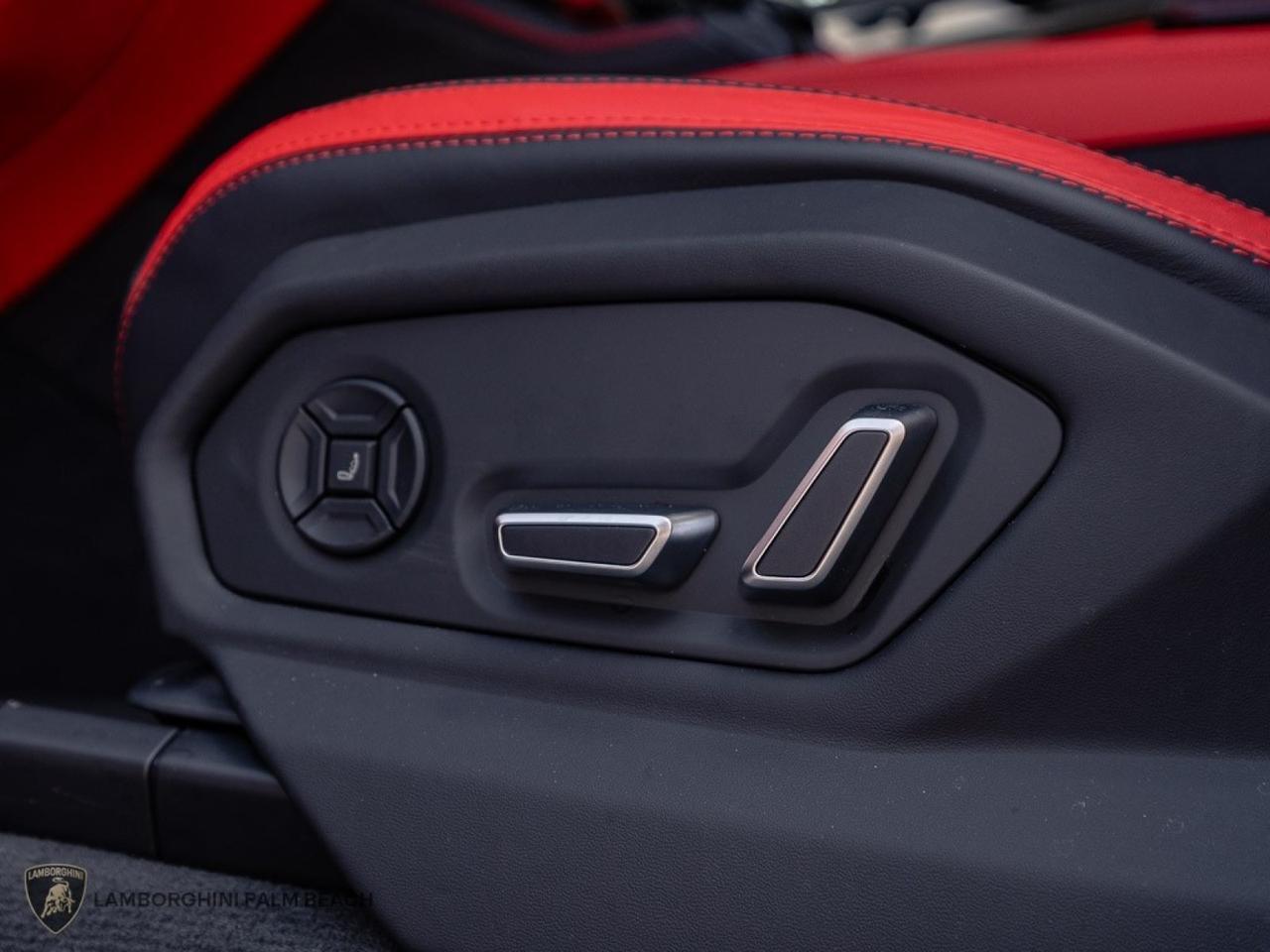 2025 Lamborghini Urus SE West Palm Beach FL