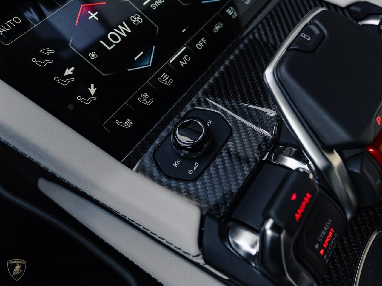 2025 Lamborghini Urus SE West Palm Beach FL