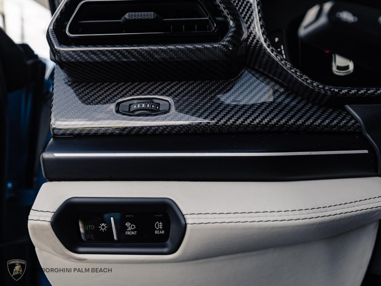 2025 Lamborghini Urus SE West Palm Beach FL