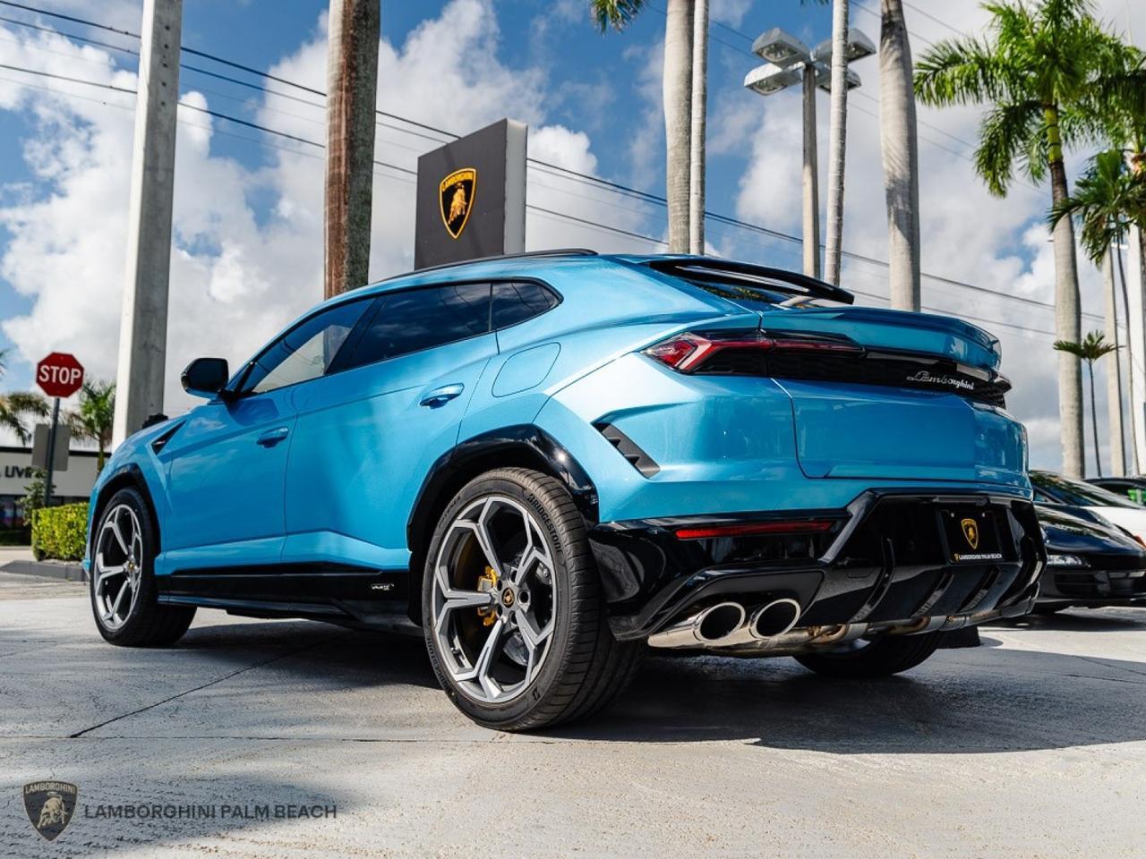 2025 Lamborghini Urus SE West Palm Beach FL