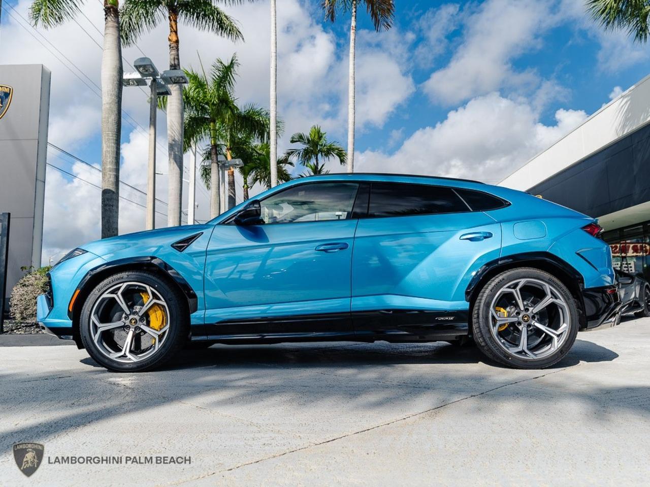 2025 Lamborghini Urus SE West Palm Beach FL