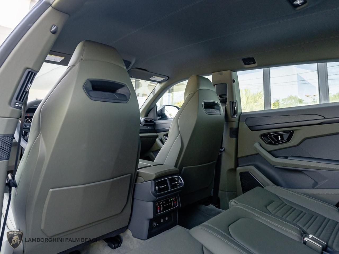 2025 Lamborghini Urus SE West Palm Beach FL